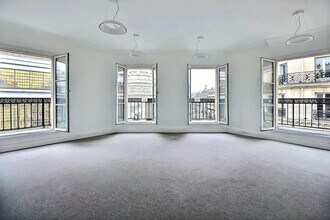 1 Bis Rue Du Havre, Paris à louer Photo intérieure- Image 1 de 6