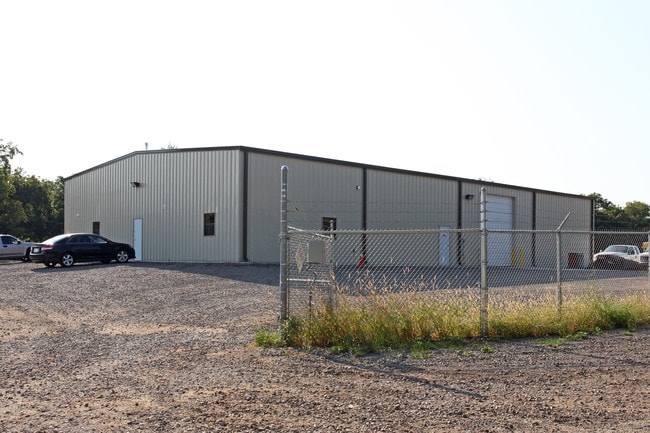 Plus de détails pour 4691 NE Ok-33 Hwy, Guthrie, OK - Industriel à louer
