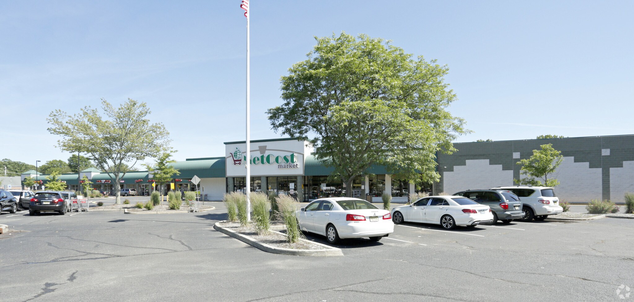 700 Tennent Rd, Manalapan Township, NJ for sale Primary Photo- Image 1 of 1