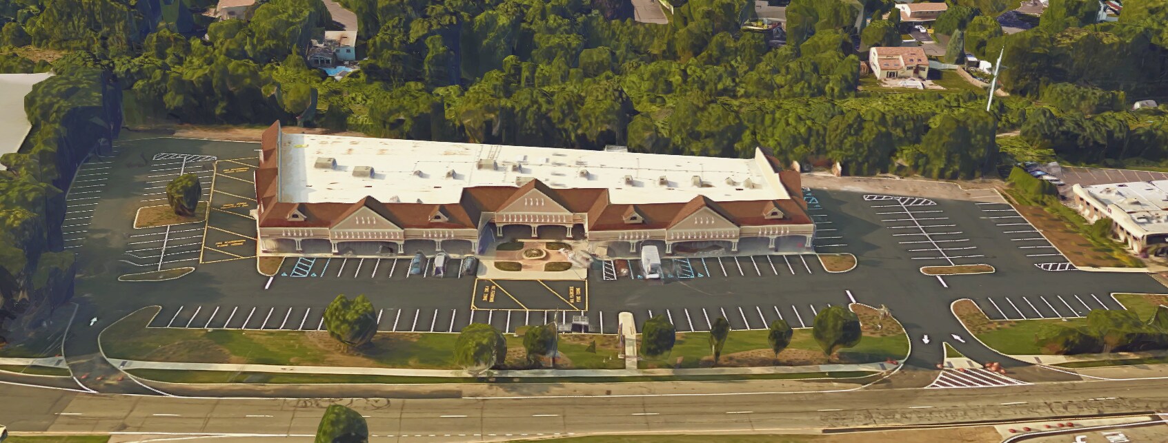 271 Route 25A, Mount Sinai, NY à louer Aérien- Image 1 de 12