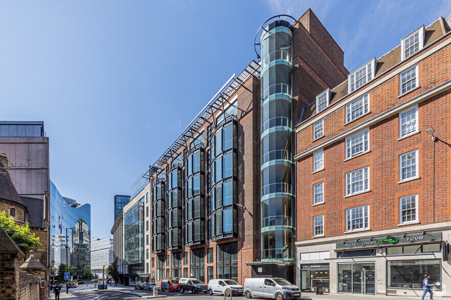 6-10 St Andrew St, Londres à louer - Photo du bâtiment - Image 3 de 11