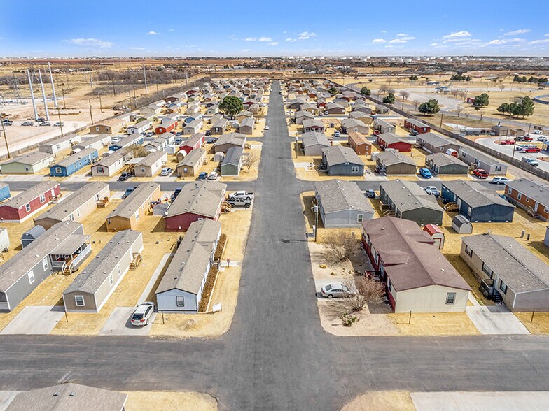 1320 N Fairgrounds Rd, Midland, TX à vendre - Photo principale - Image 1 de 27