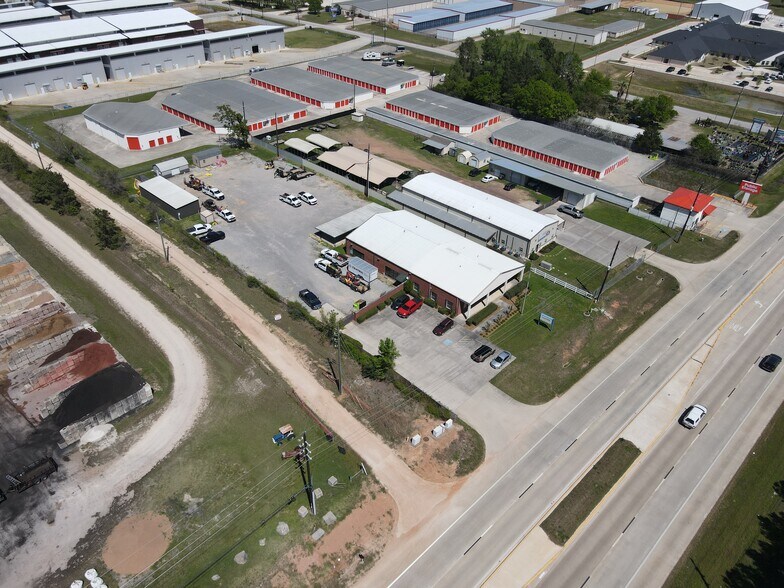 9750 FM 1488 Rd, Magnolia, TX à vendre - Photo du bâtiment - Image 2 de 6