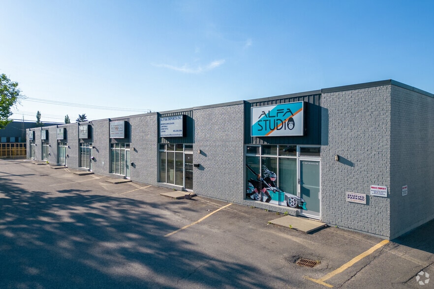 1247 36th Ave NE, Calgary, AB à vendre - Photo du bâtiment - Image 2 de 14