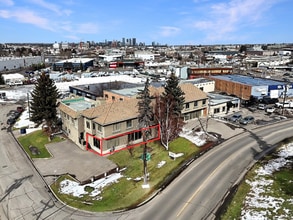 7239 Flint Rd SE, Calgary, AB à louer Photo intérieure- Image 2 de 21