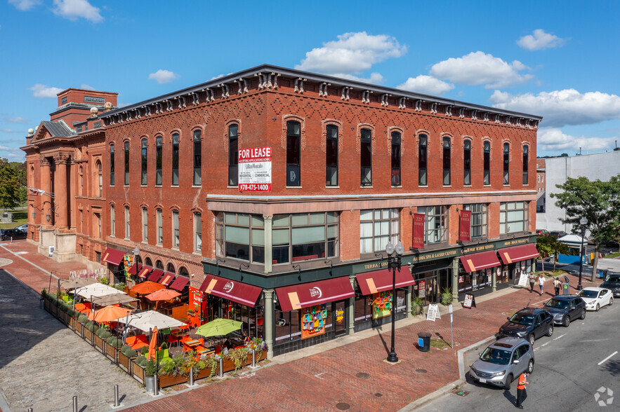 225-235 Essex St, Lawrence, MA for lease - Primary Photo - Image 1 of 25