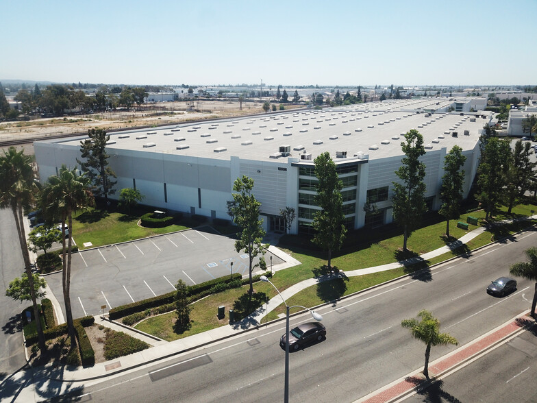 10006-10018 Santa Fe Springs Rd, Santa Fe Springs, CA for lease - Building Photo - Image 1 of 7