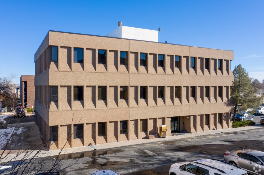 9025 E Kenyon Ave, Denver, CO à louer - Photo principale - Image 1 de 53