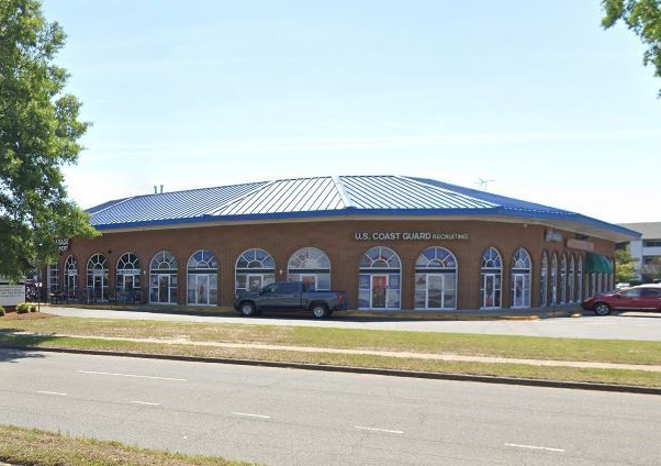 1011 Eden Way, Chesapeake, VA for lease - Building Photo - Image 1 of 6