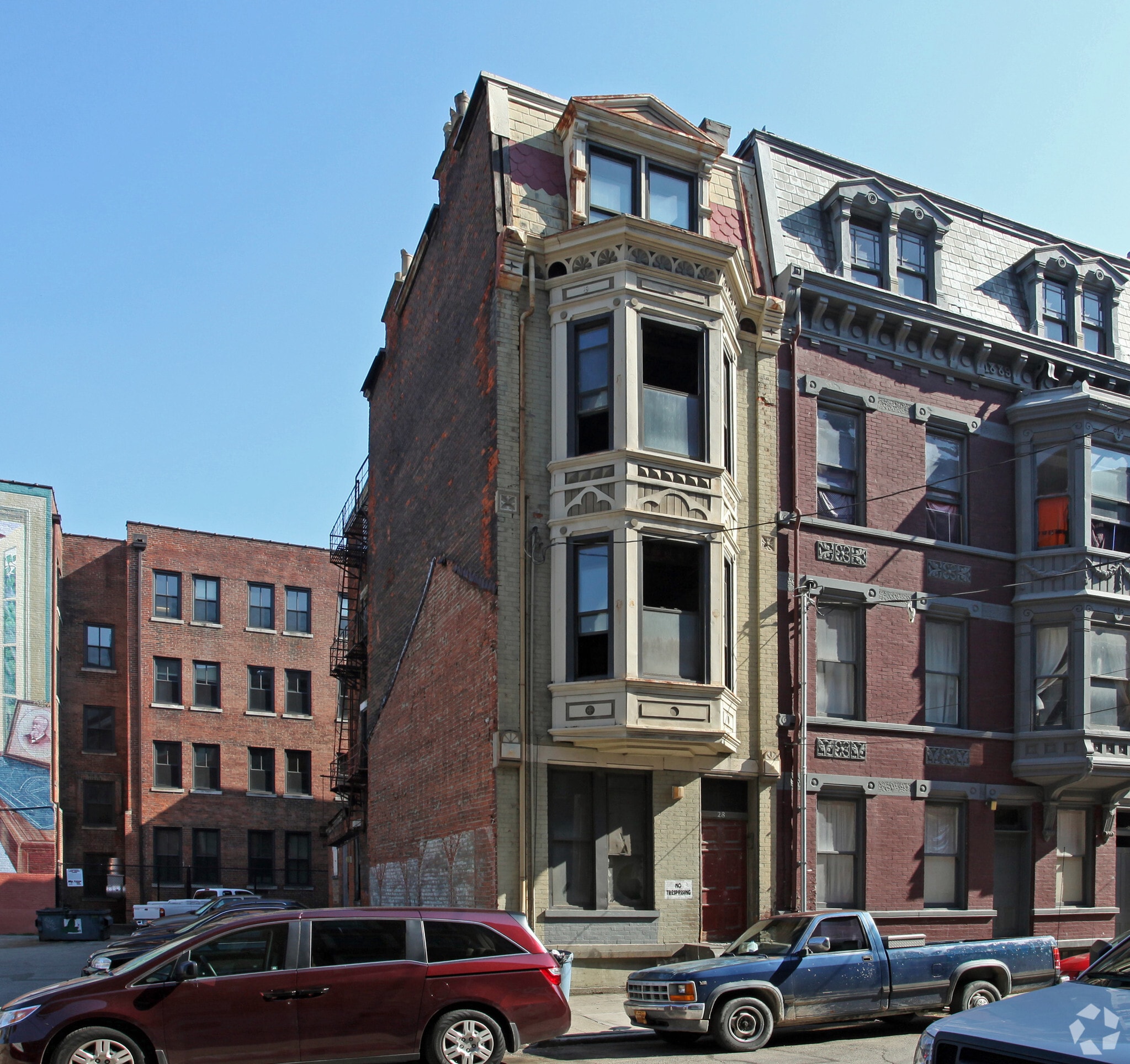 28 W 13th St, Cincinnati, OH for sale Primary Photo- Image 1 of 3