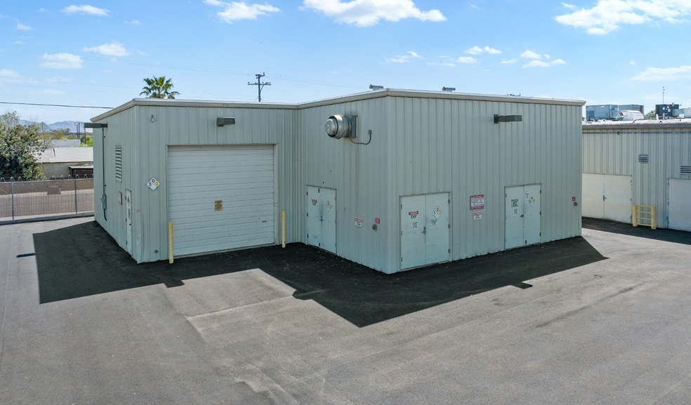 234 E Mohave St, Phoenix, AZ for lease - Building Photo - Image 3 of 5