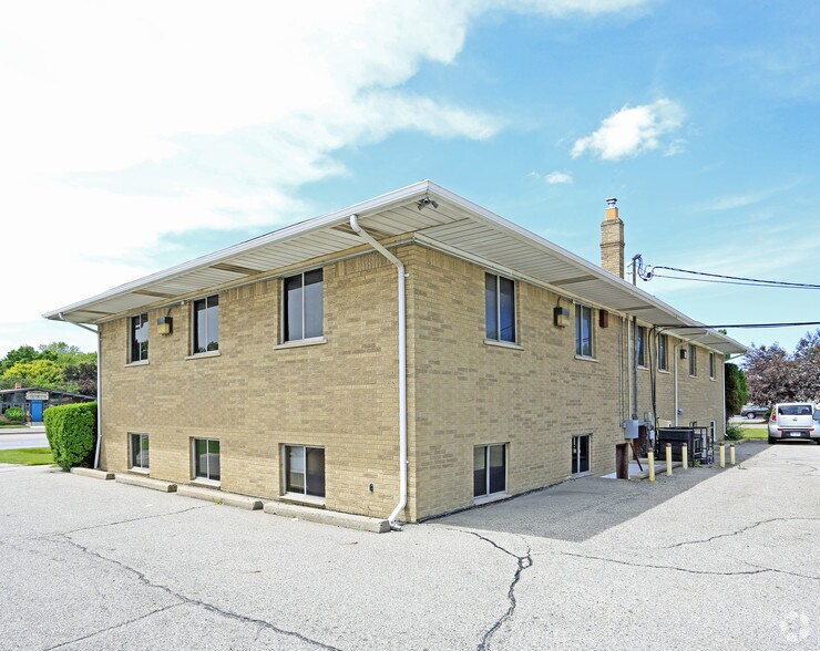 28250 Southfield Rd, Lathrup Village, MI à louer - Photo du bâtiment - Image 2 de 3