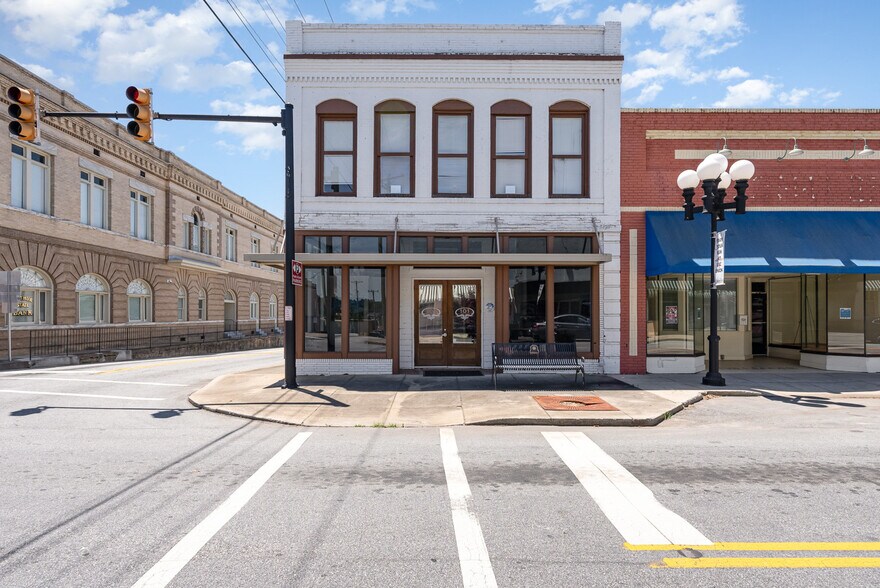 101 W Main St, Union, SC à vendre - Photo du bâtiment - Image 2 de 29