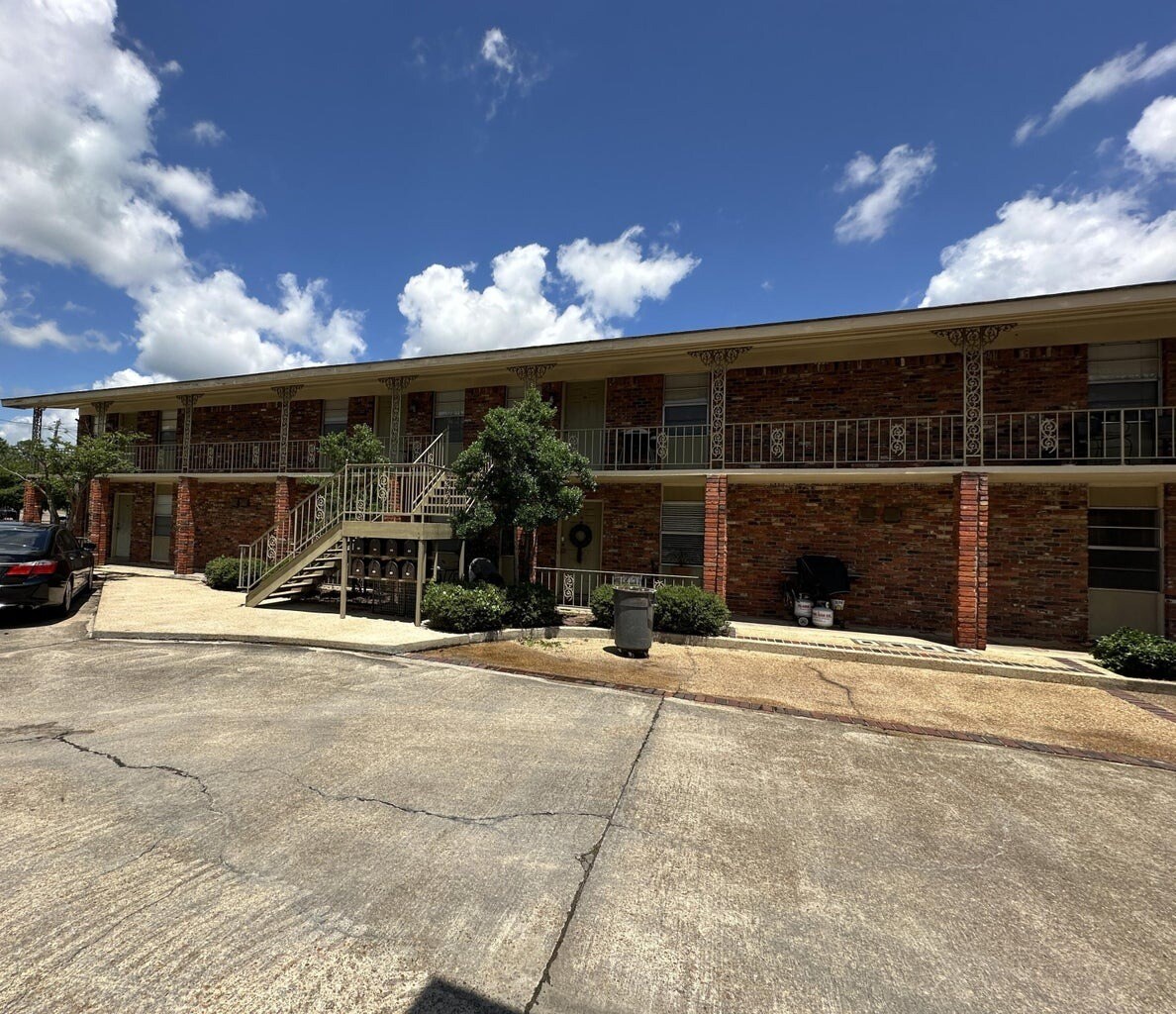 523 E Gillespie St, Starkville, MS à vendre Photo principale- Image 1 de 5