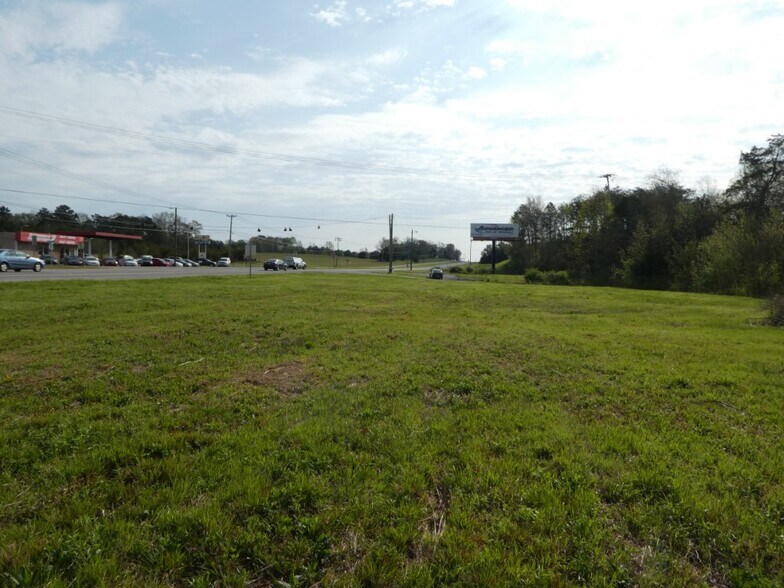 7736 Asheville, Knoxville, TN for sale - Building Photo - Image 2 of 9
