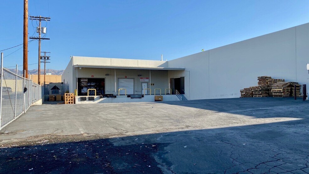 9505-9541 Mason Ave, Chatsworth, CA à louer - Photo du bâtiment - Image 3 de 18