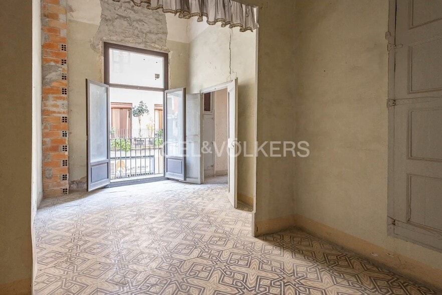Multifamily in Tarragona, Tarragona for sale - Interior Photo - Image 3 of 9