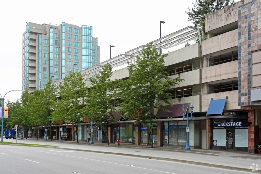 5951 Minoru Blvd, Richmond, BC à vendre - Photo du bâtiment - Image 2 de 2