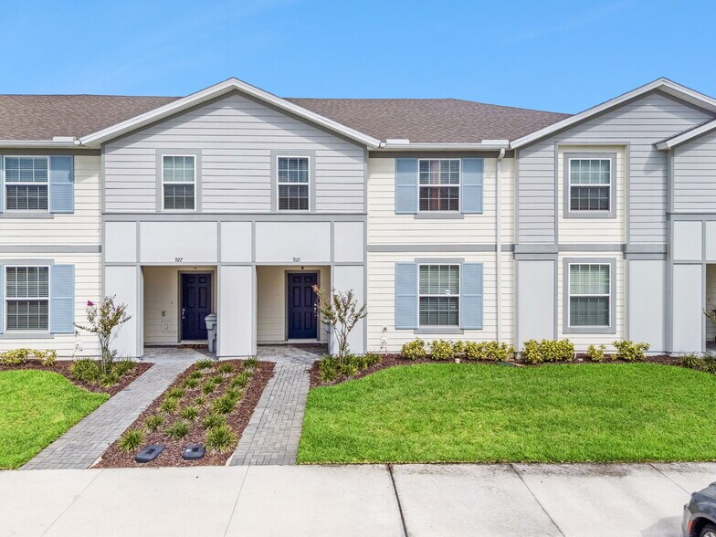 921 Paradise Dr, Davenport, FL à vendre - Photo du bâtiment - Image 2 de 29