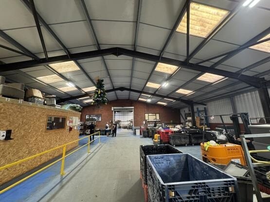 Talewater, Talaton for lease Interior Photo- Image 1 of 3