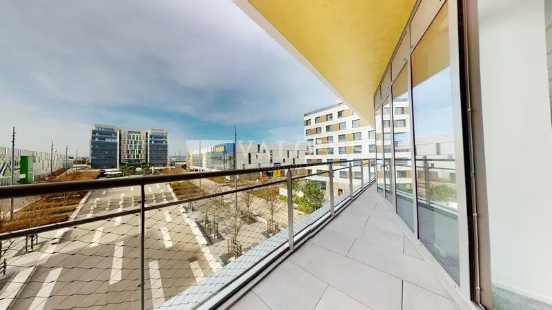 Office in Vénissieux for lease - Building Photo - Image 1 of 11