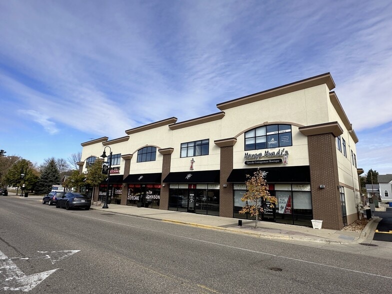 208 2nd Ave N, Sauk Rapids, MN for lease - Building Photo - Image 2 of 3