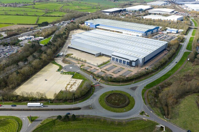 Plus de détails pour Swan Valley Way, Northampton - Industriel à louer