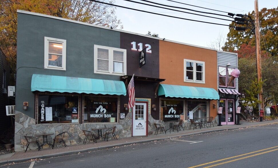 112 W Main St, Burnsville, NC for lease - Building Photo - Image 2 of 22