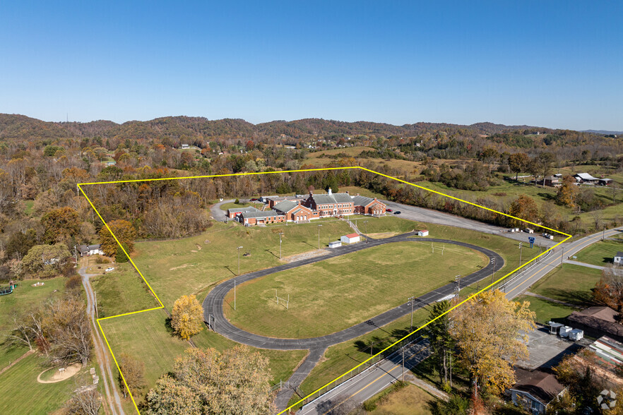 1717 Bristol Caverns Hwy, Bristol, TN for sale - Aerial - Image 2 of 23