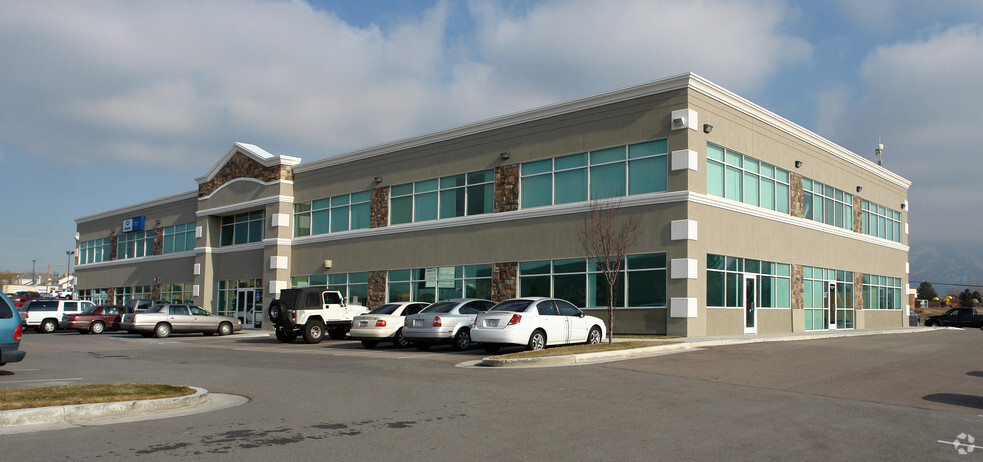 1916 N 700 W, Layton, UT for lease - Building Photo - Image 1 of 18