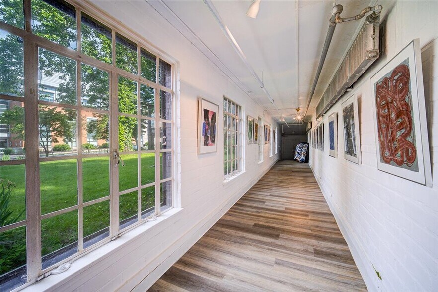 75 Grand St, Newburgh, NY à vendre - Photo intérieure - Image 3 de 4