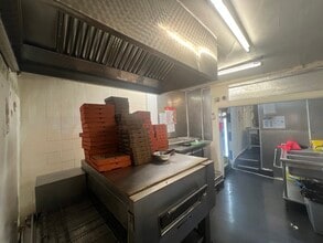 280 Barking Rd, London for lease Interior Photo- Image 2 of 6