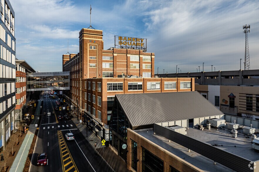 6425 Penn Ave, Pittsburgh, PA à louer - Photo du bâtiment - Image 2 de 15