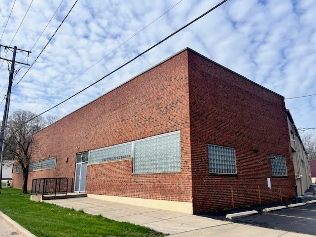 4828 Schaaf Ln, Brooklyn Heights, OH for lease Building Photo- Image 1 of 1