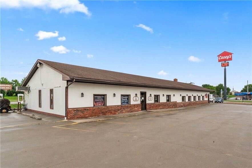 103 Ne 2nd St, Concordia, MO à vendre - Photo du bâtiment - Image 3 de 22