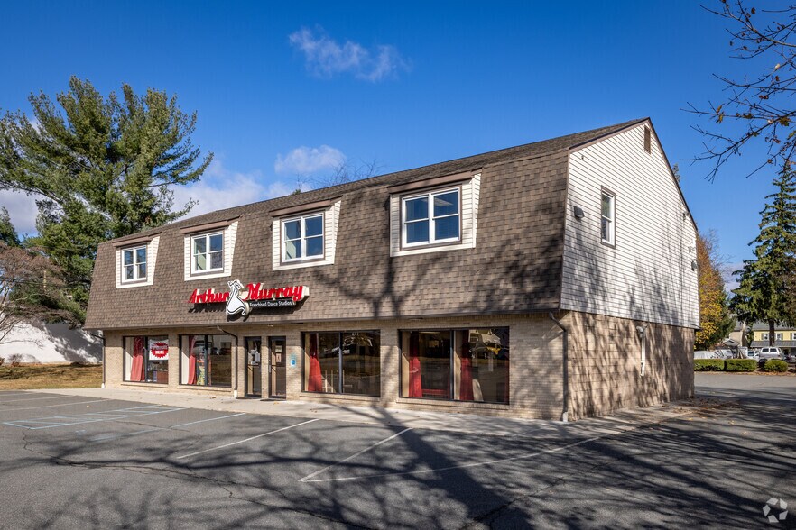 126 Route 10, Succasunna, NJ à louer - Photo du bâtiment - Image 3 de 16