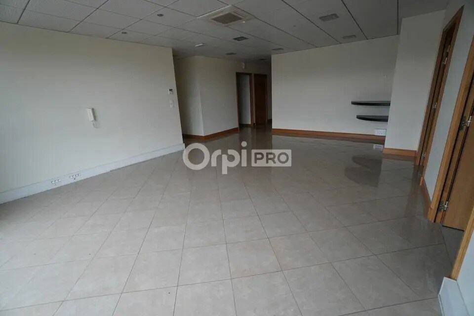 Office in Dijon for lease Interior Photo- Image 1 of 8