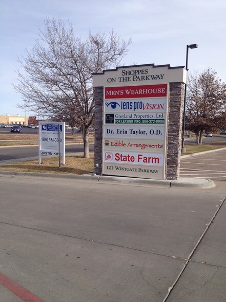 121 Westgate Pky, Amarillo, TX for lease - Building Photo - Image 2 of 12