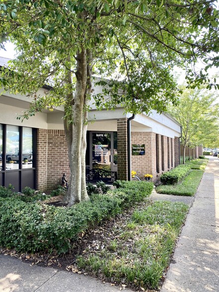 240 Mustang Trl, Virginia Beach, VA for lease - Building Photo - Image 2 of 3