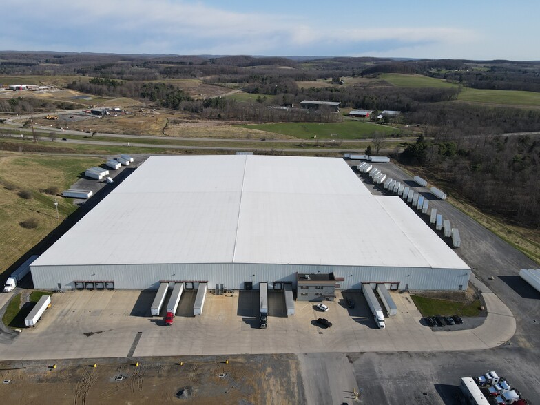 379 Industrial Park Rd, Brookville, PA à vendre - Photo principale - Image 1 de 1