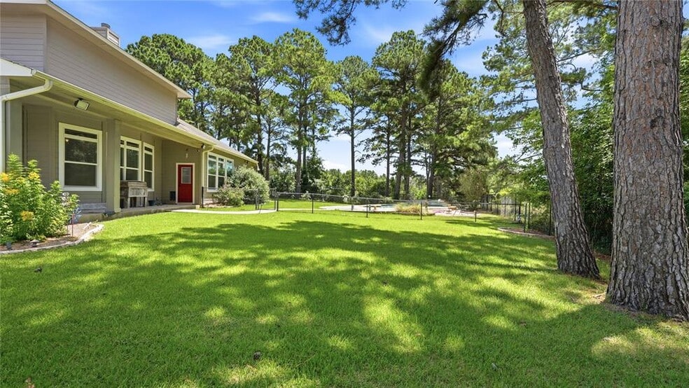 379 Matthew Cv, Bastrop, TX à vendre - Photo du bâtiment - Image 3 de 40