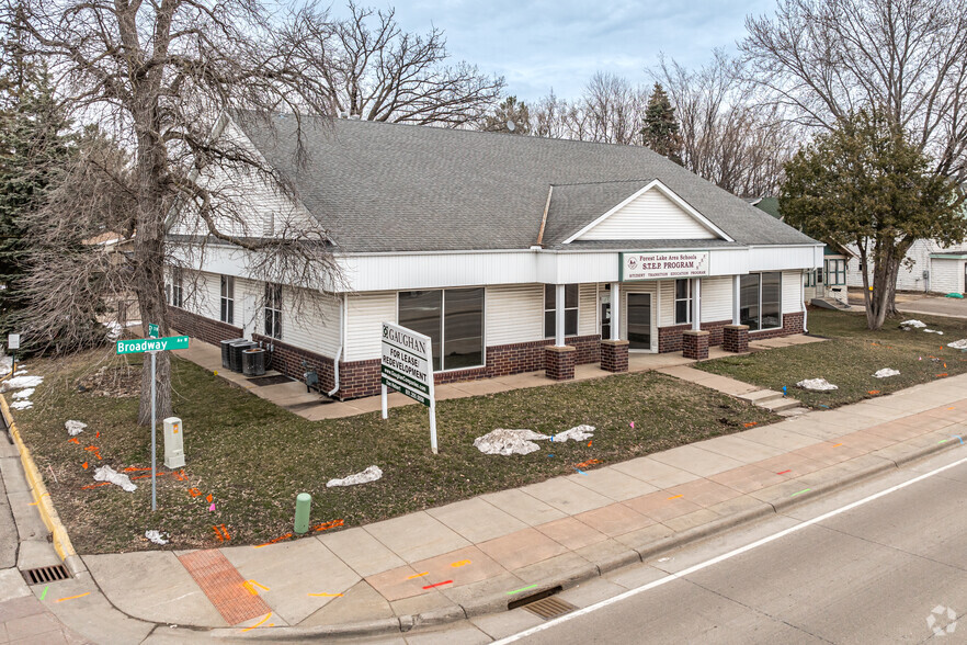 467 W Broadway Ave, Forest Lake, MN for lease - Building Photo - Image 2 of 7