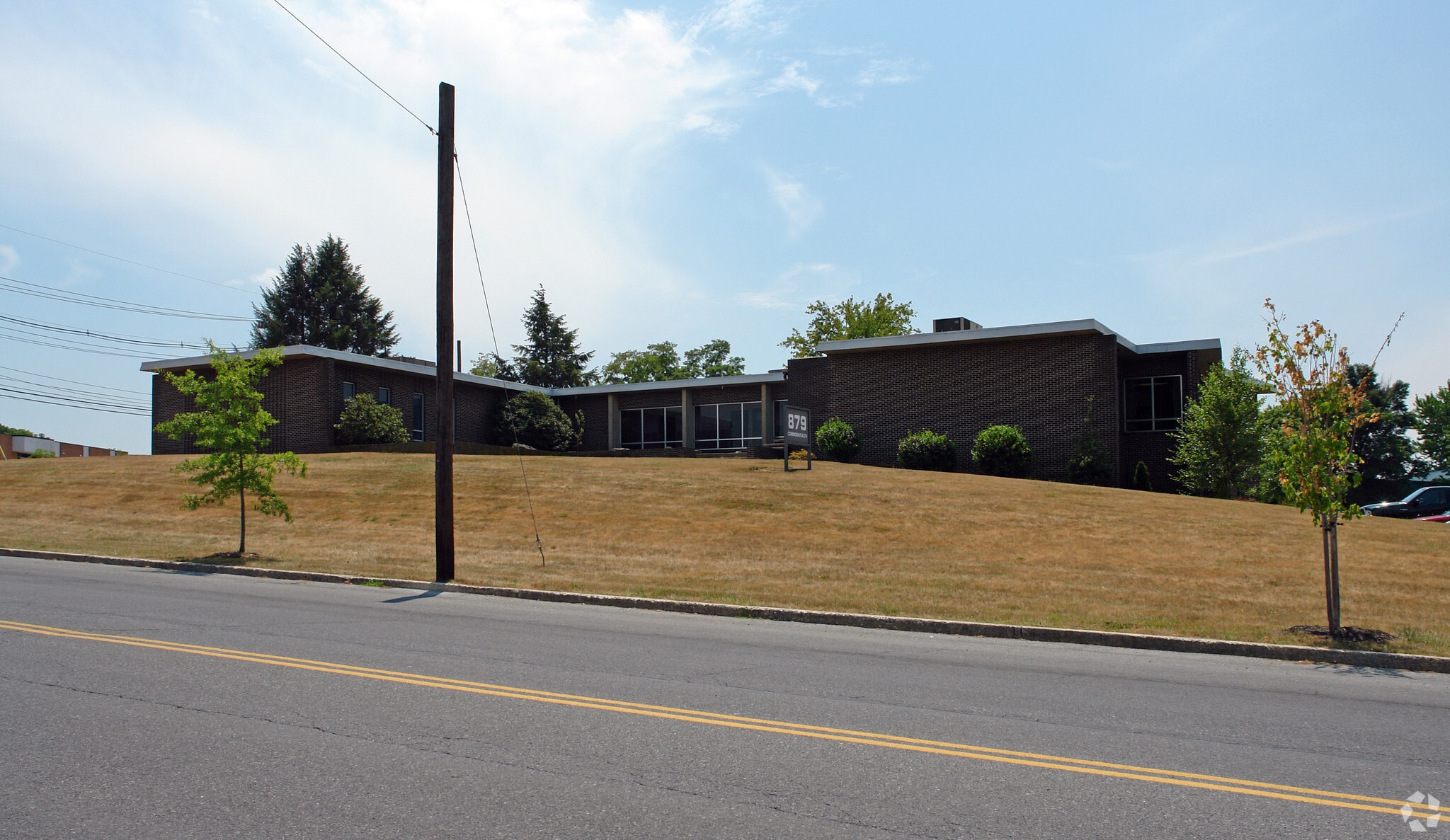 879 Commonwealth Ave, Hagerstown, MD for sale Primary Photo- Image 1 of 3