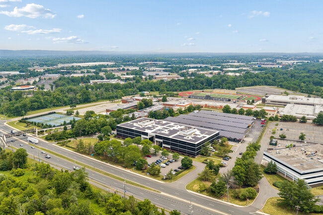 More details for 371 Hoes Ln, Piscataway, NJ - Office for Auction