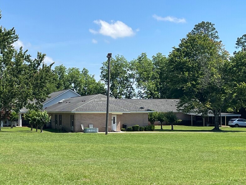 508 E Church St, Headland, AL à vendre - Photo du bâtiment - Image 2 de 2