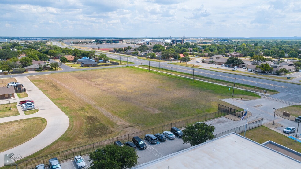 1250 E South 11th St, Abilene, TX for sale - Aerial - Image 3 of 8