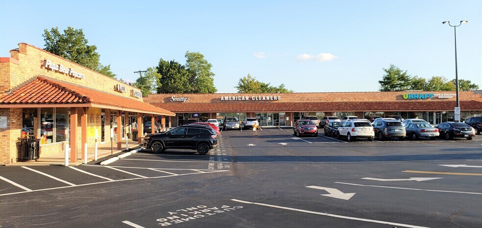 14866 Clayton Rd, Chesterfield, MO à louer - Photo du bâtiment - Image 2 de 4