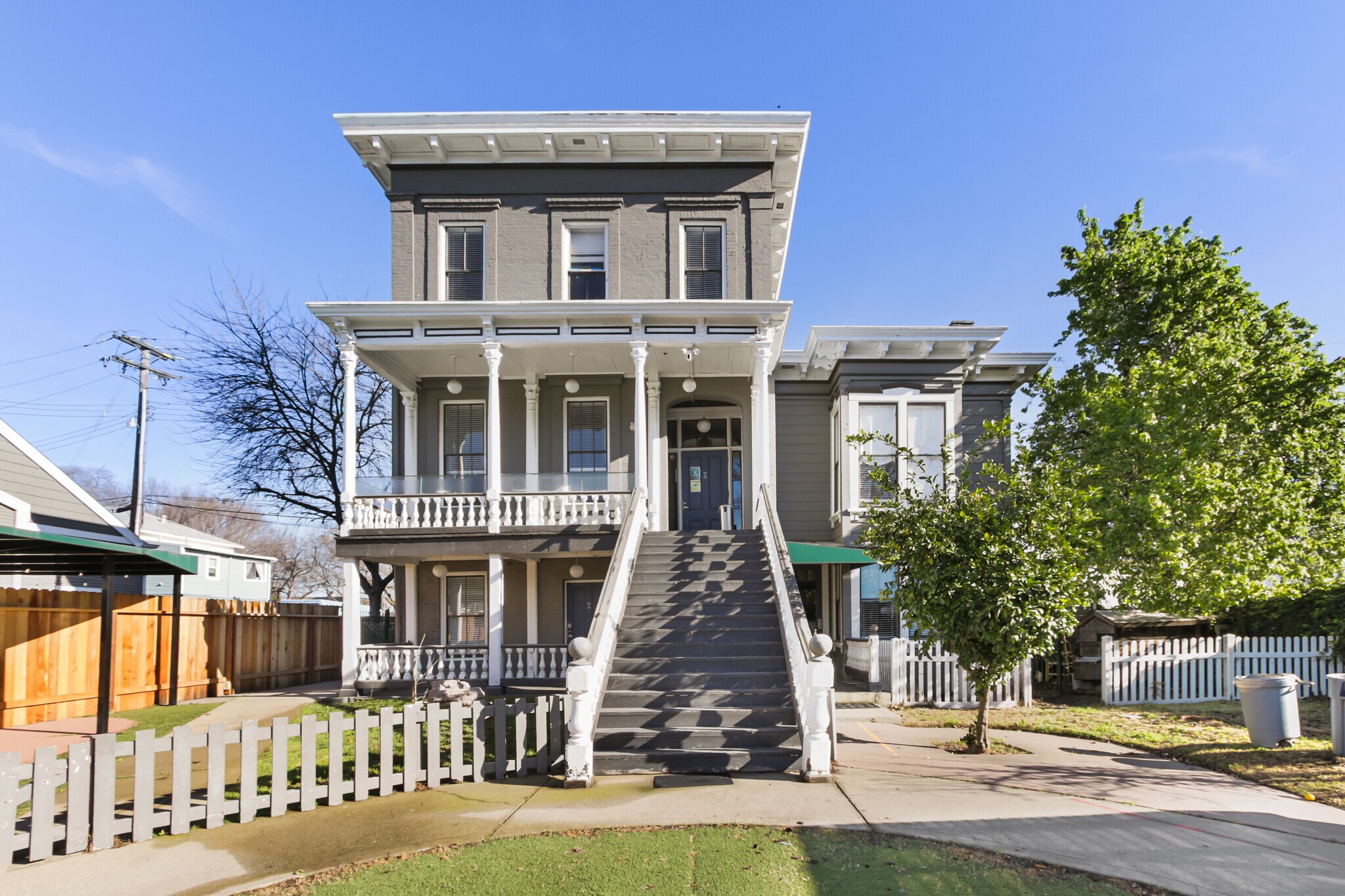 1111-1123 D St, Sacramento, CA à vendre Photo principale- Image 1 de 88