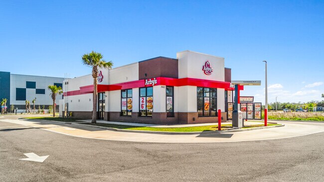 Plus de détails pour 19411 Times Cir, Venice, FL - Commerce de détail à vendre