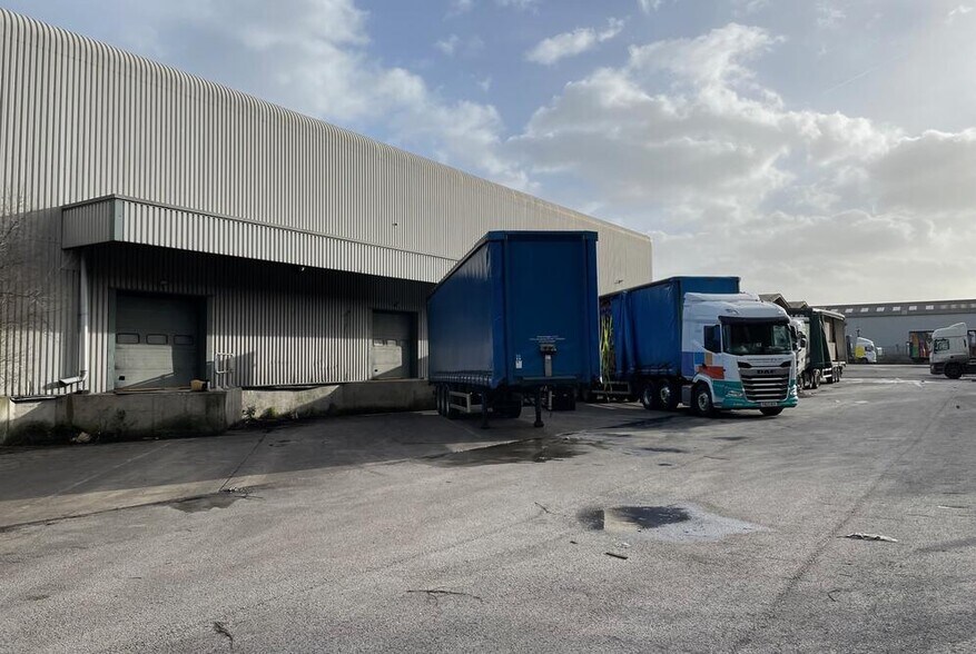 8 Abbeyfield Rd, Nottingham à vendre - Photo principale - Image 1 de 5